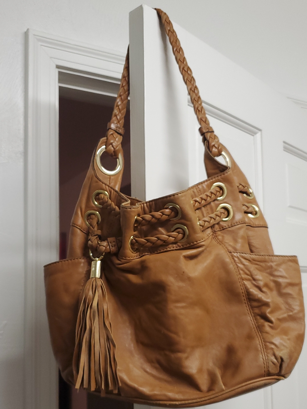 MICHAEL MICHAEL KORS Tan Leather Braided-Handle Shoulder Bag with Tassel